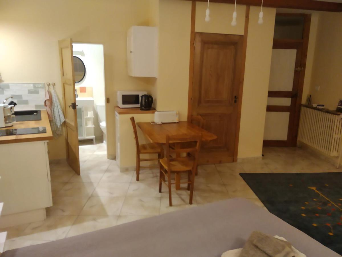 Au Coeur De Montastruc-La-Conseillere - Chambres D'Hotes מראה חיצוני תמונה